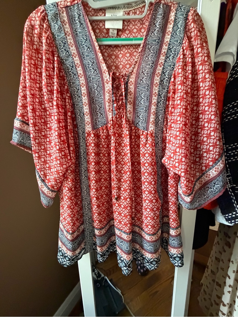 Knox Rose Coral and Navy Printed Peasant Tunic, like new, M